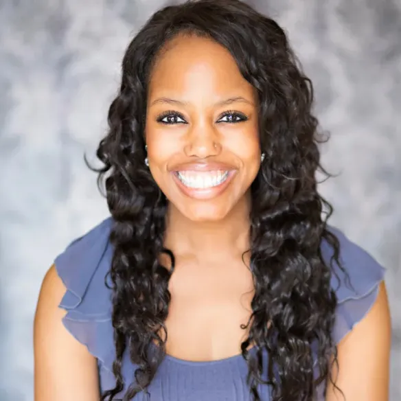 Banaka Okwuone headshot.