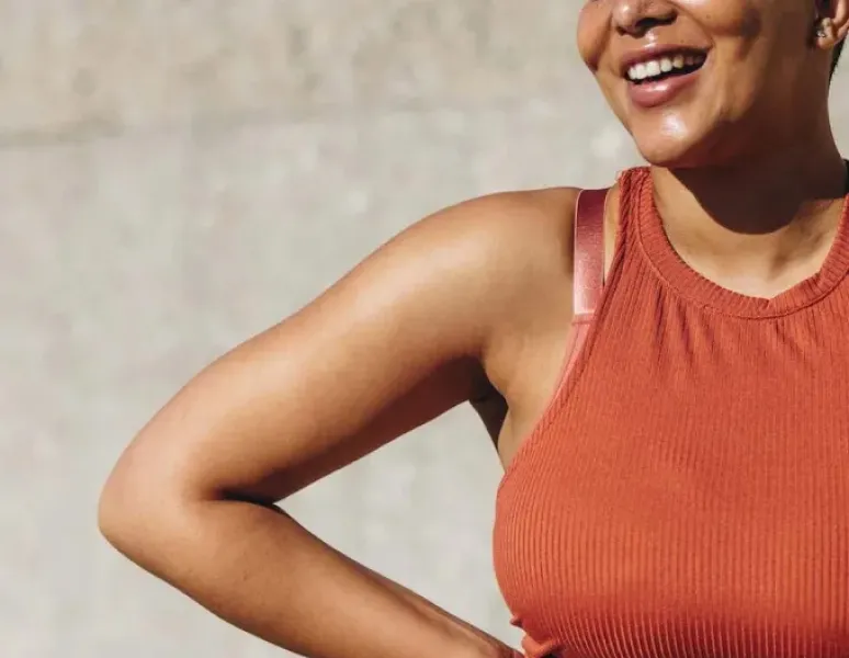 A body positive image of an individual with vaginal anatomy for an article that explains what pelvic floor physical therapy is.