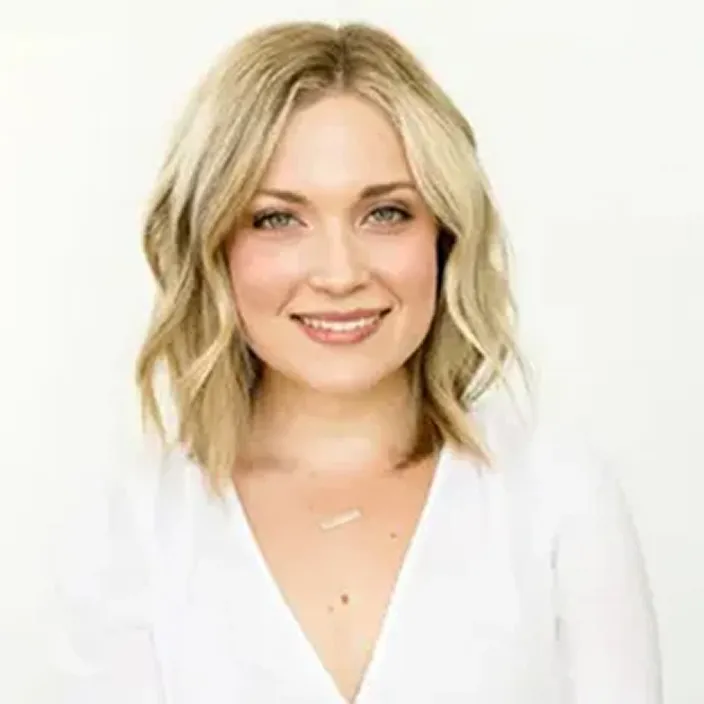 Mercey Livingston headshot.