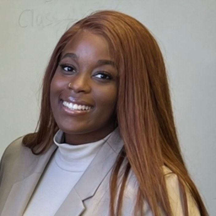 Toyin Aboderin headshot.