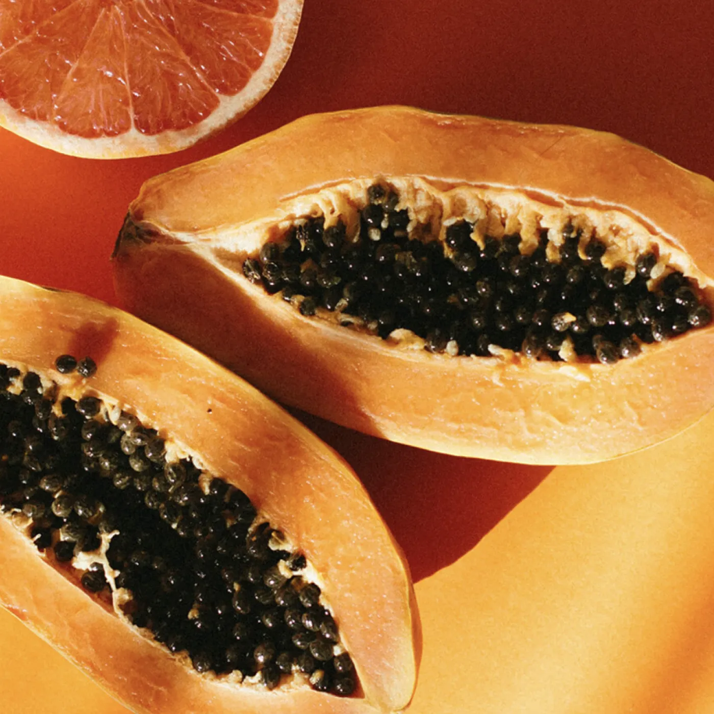 Big, colorful, ripe papayas set a warm, friendly tone for Origin’s blog.