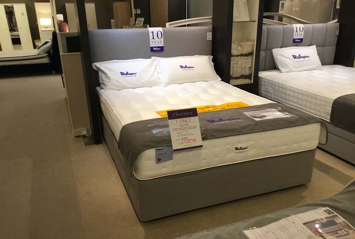 Relyon Coniston Natural Wool 2200 5' F/E 2 Drawer Divan Set