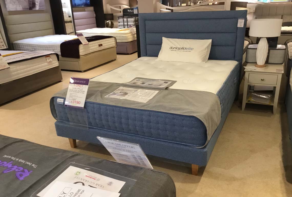 Dunlopillo Elite Cool Supreme 5' P/T Divan Set on Legs