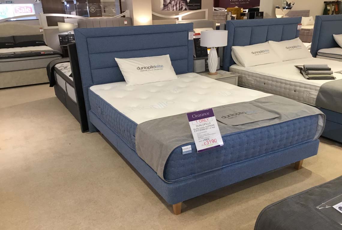 Dunlopillo Elite Cool Supreme 5' P/T Divan Set on Legs