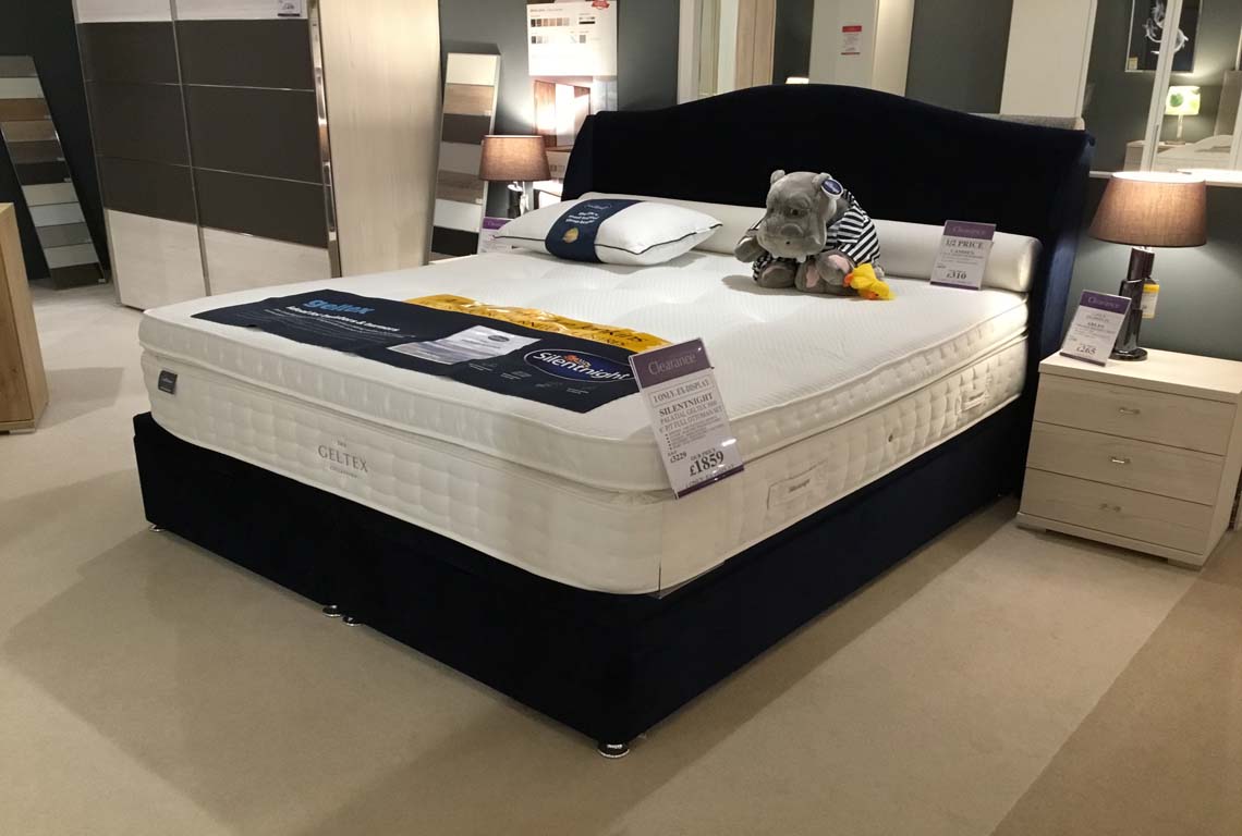 Silentnight Palatial Geltex 3000 6' P/T Full Ottoman Set