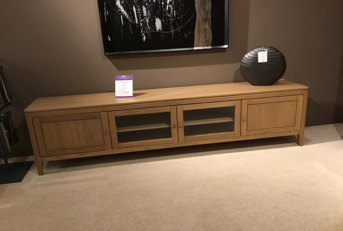 Fiera Large Glazed TV Unit