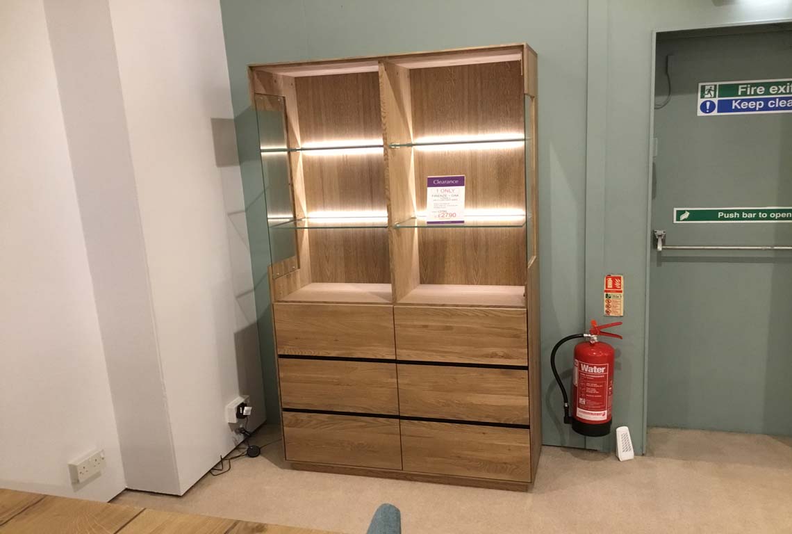 Firenze Oak Vitrine with 4 x LED Light Bars