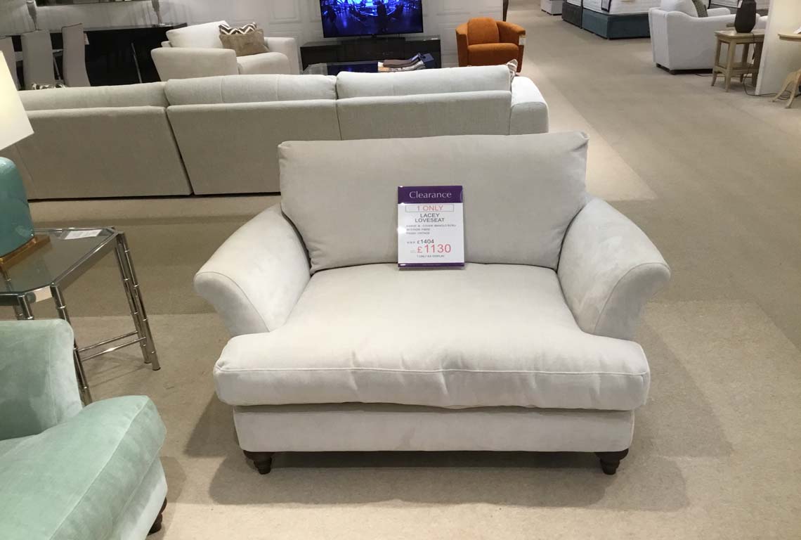 Lacey Loveseat