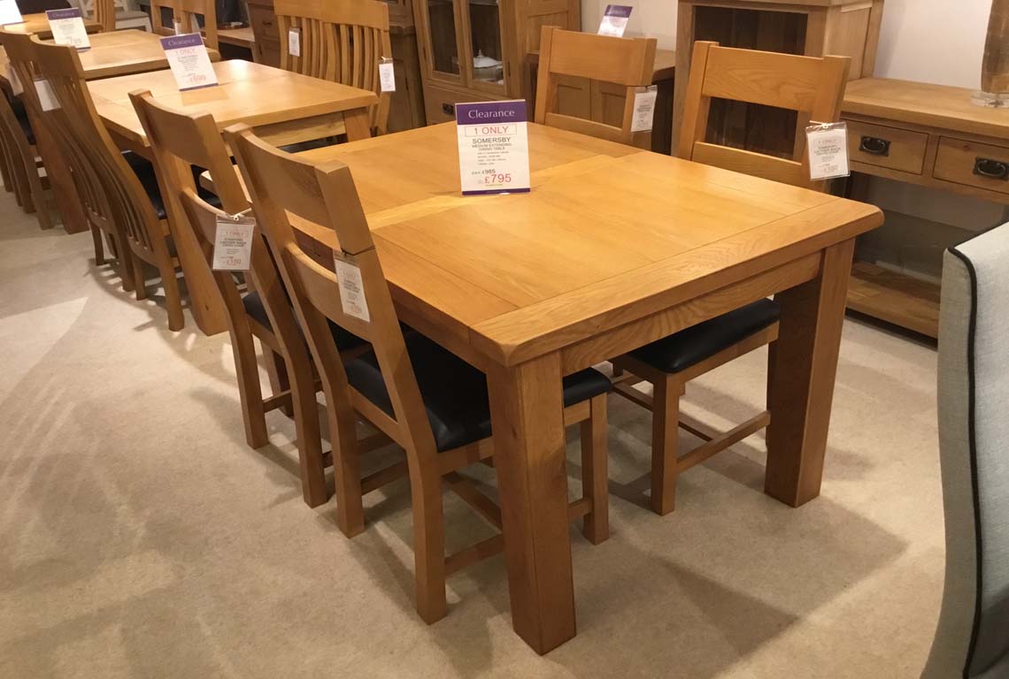 Somersby Medium Extending Dining Table