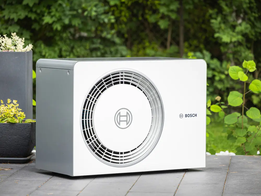 Bosch äܳ auf Terrasse bei ɫý Kunde