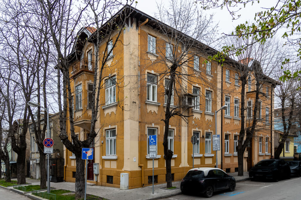Жилищна сграда, Варна, ул. "Братя Миладинови" №5