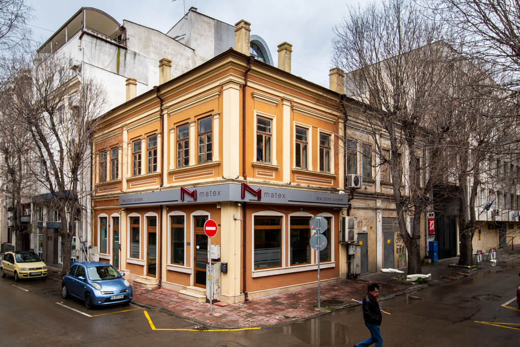 Административно-търговска сграда, Варна, ул. "Габрово" №14