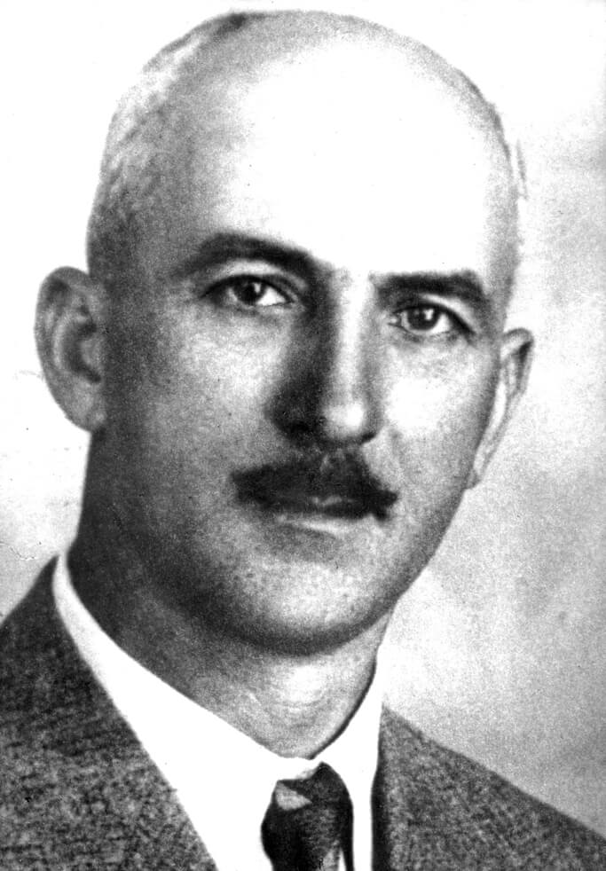 Arch. Evgeni Dyakovich