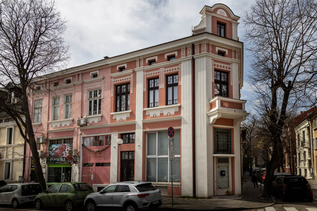 Жилищна сграда, Варна, ул. "Драгоман" №27