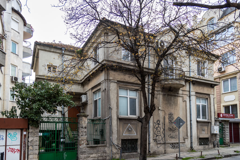 Жилищна сграда, Варна, ул. "Кап. Петко Войвода" №15