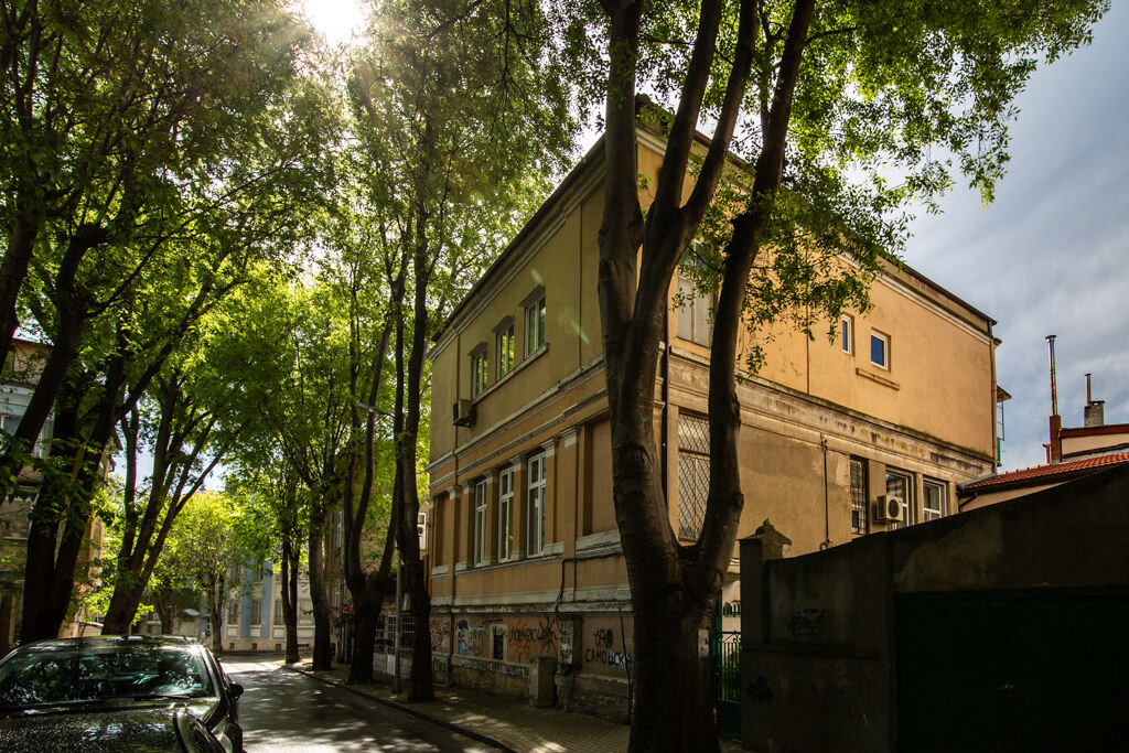 Жилищна сграда, Варна, ул. "Княз Александър Батемберг" №44