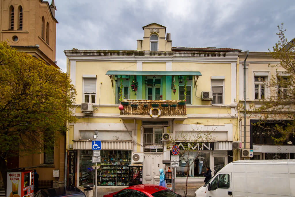 Жилищна сграда, Варна, ул. "Преслав" №43