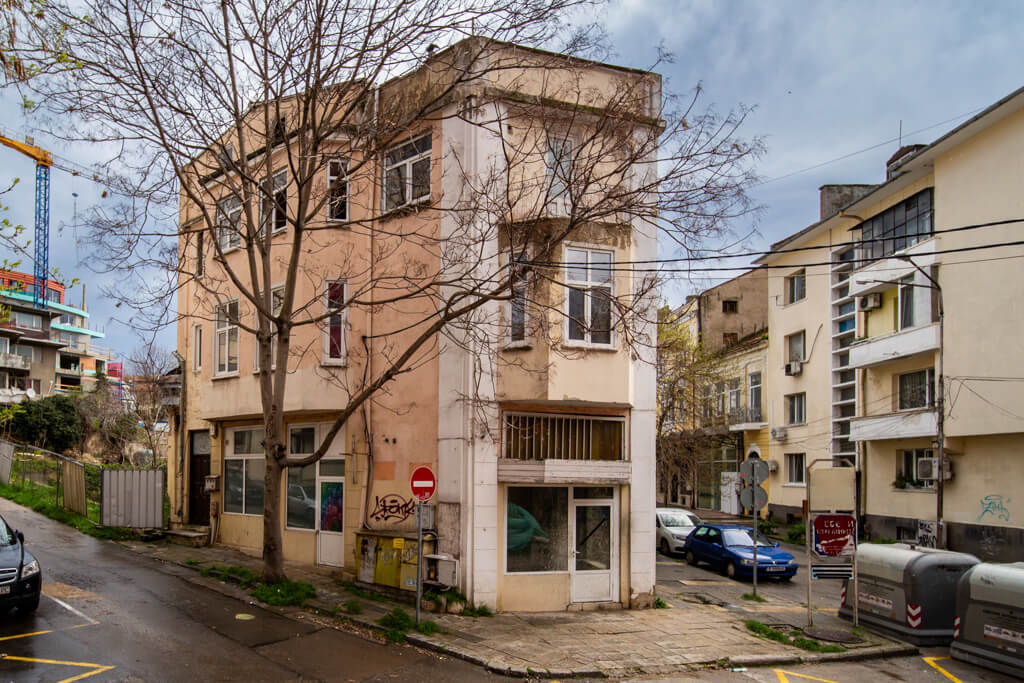 Жилищна сграда, Варна, ул. "Цариброд" №22