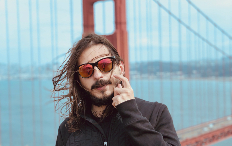 Carlos in San Francisco in the Golden Gate bridge