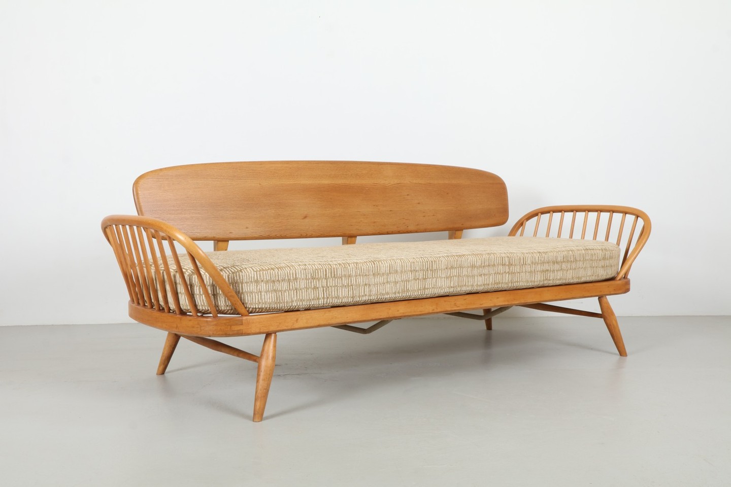 A rare find, the Lucian Ercolani 'Model 335' Studio Sofa by 