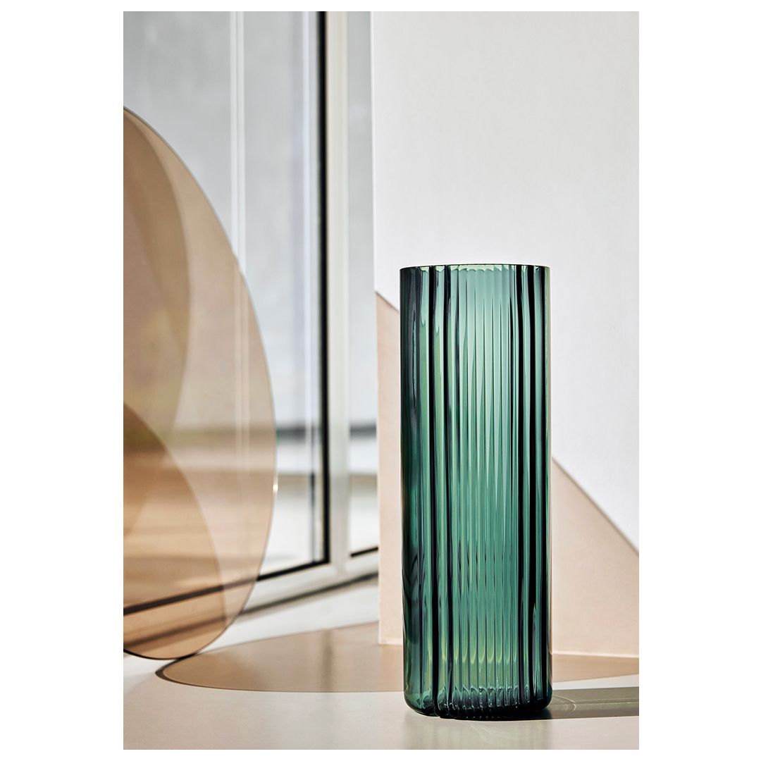 The Pulse Tall Vase displays a greater degree of variation i