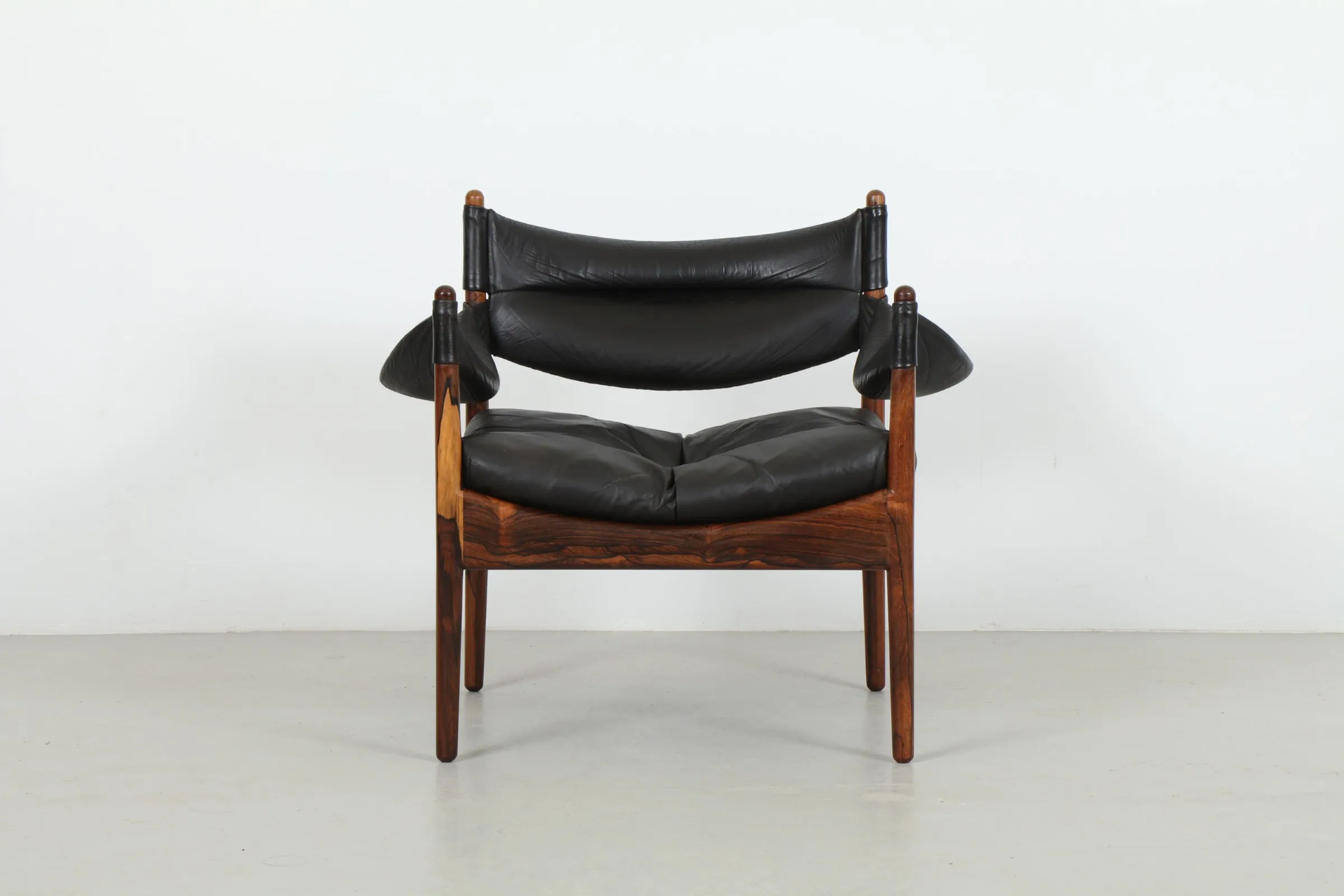 Kristian Vedel’s Birds Migrate to Good Form