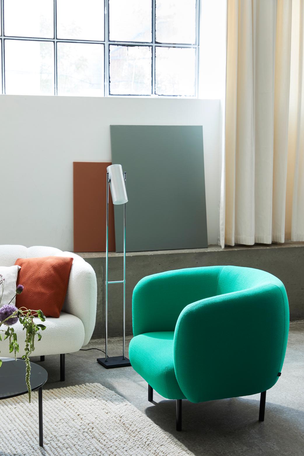 Chairs to Cheers / Black Friday Specials with Warm Nordic