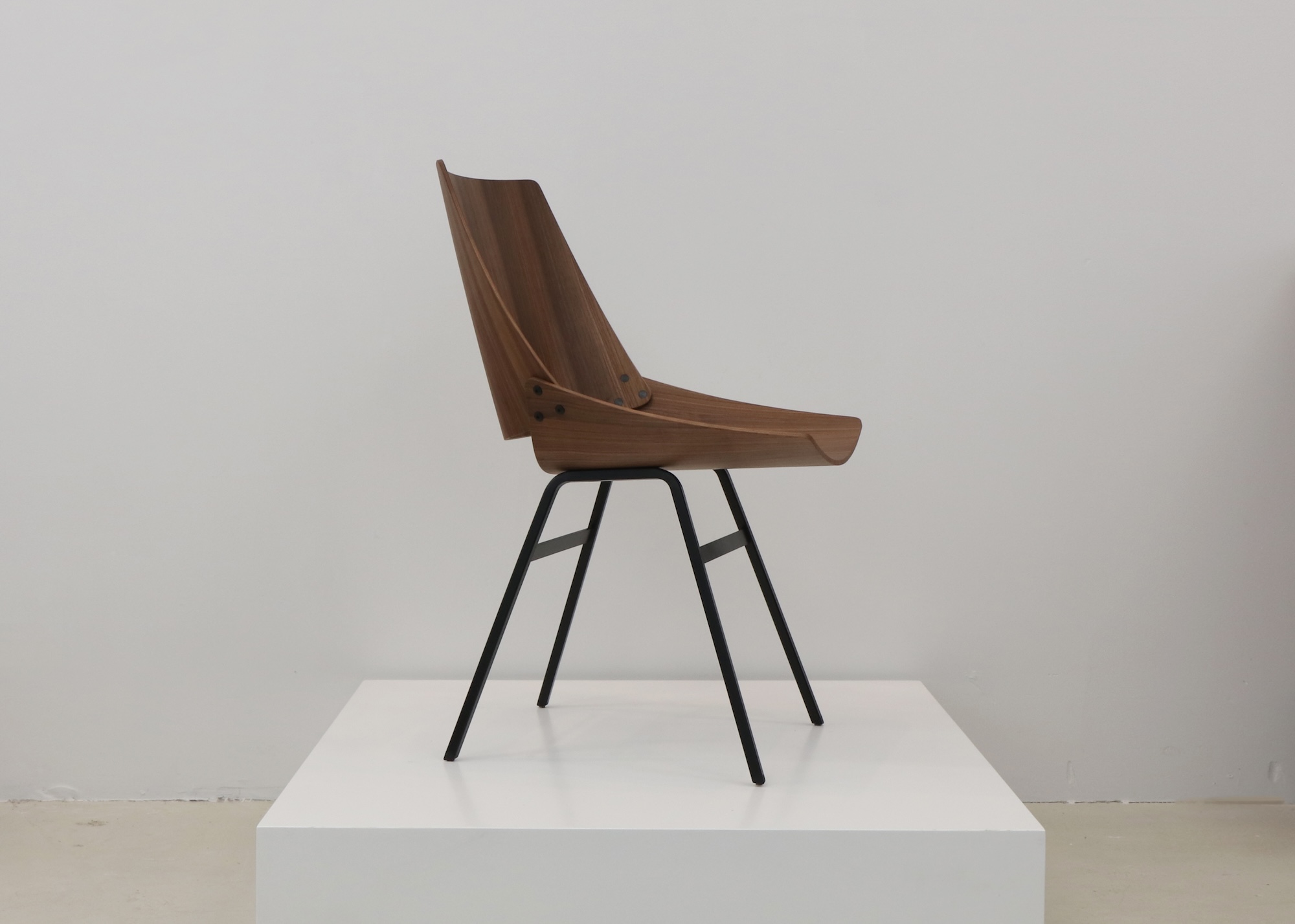 / Sale / Shell Chair – Walnut