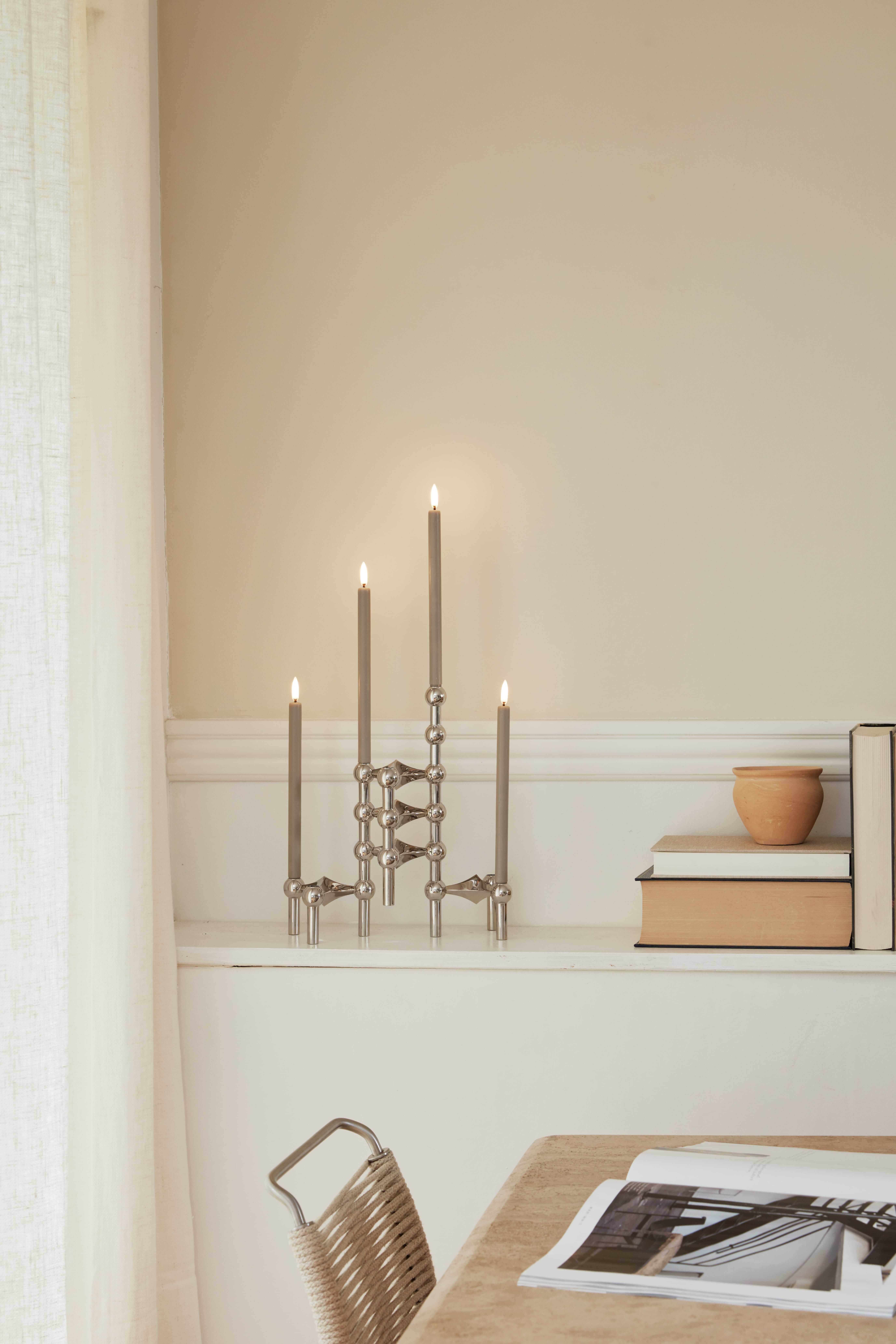 Stoff Nagel LED: The Beauty of Everyday Candlelight