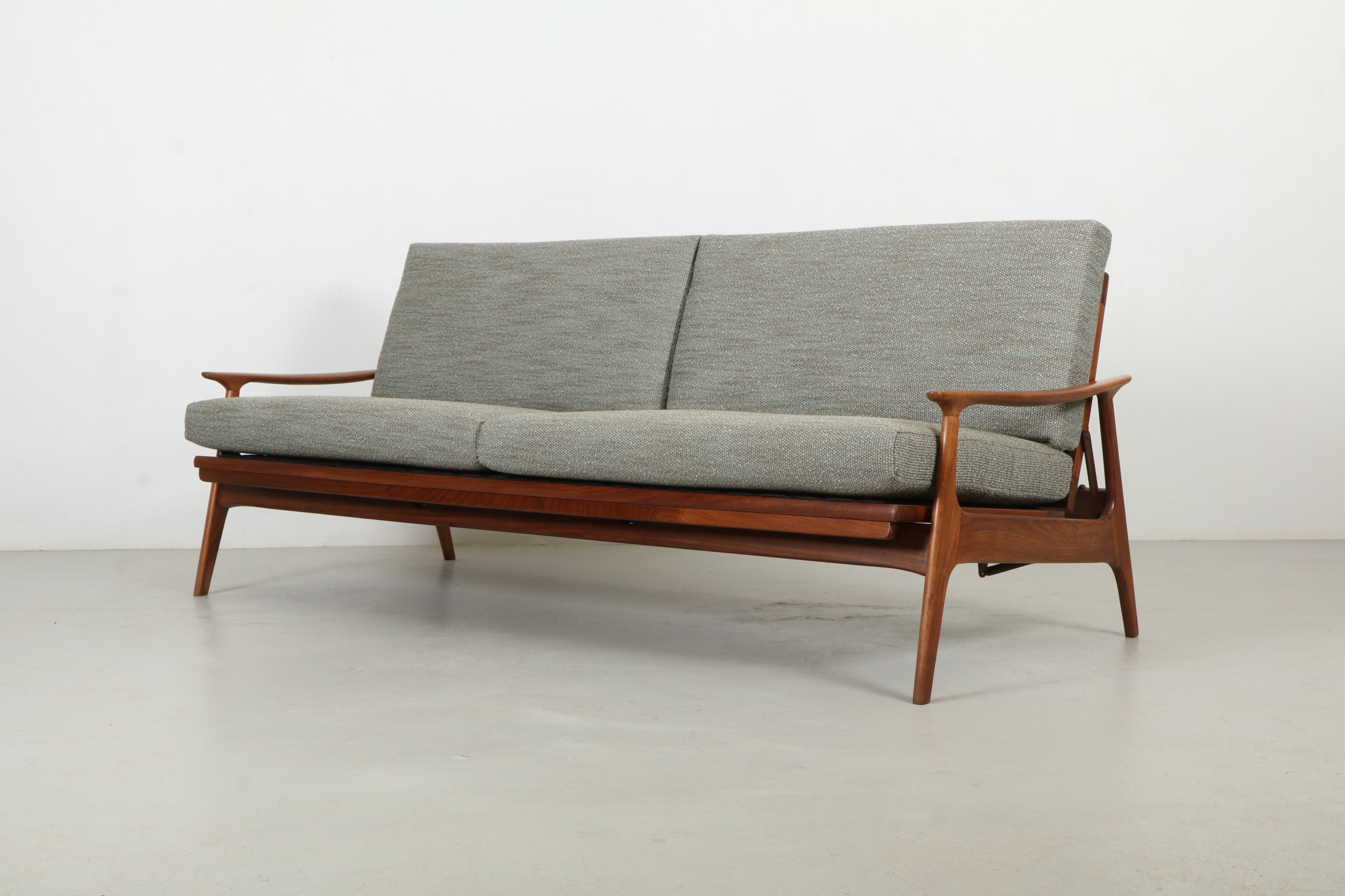 Sleek Tony Parker 'Model 159' Folding Sofa Daybed by Parker