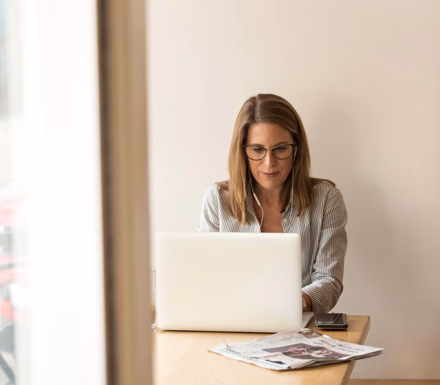Lady working on laptop