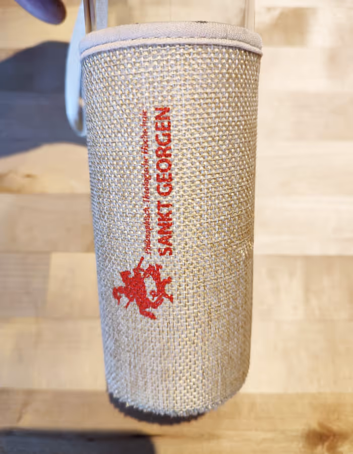 Flasche aus nachhaltigen Materialien bedruckt als Werbemittel