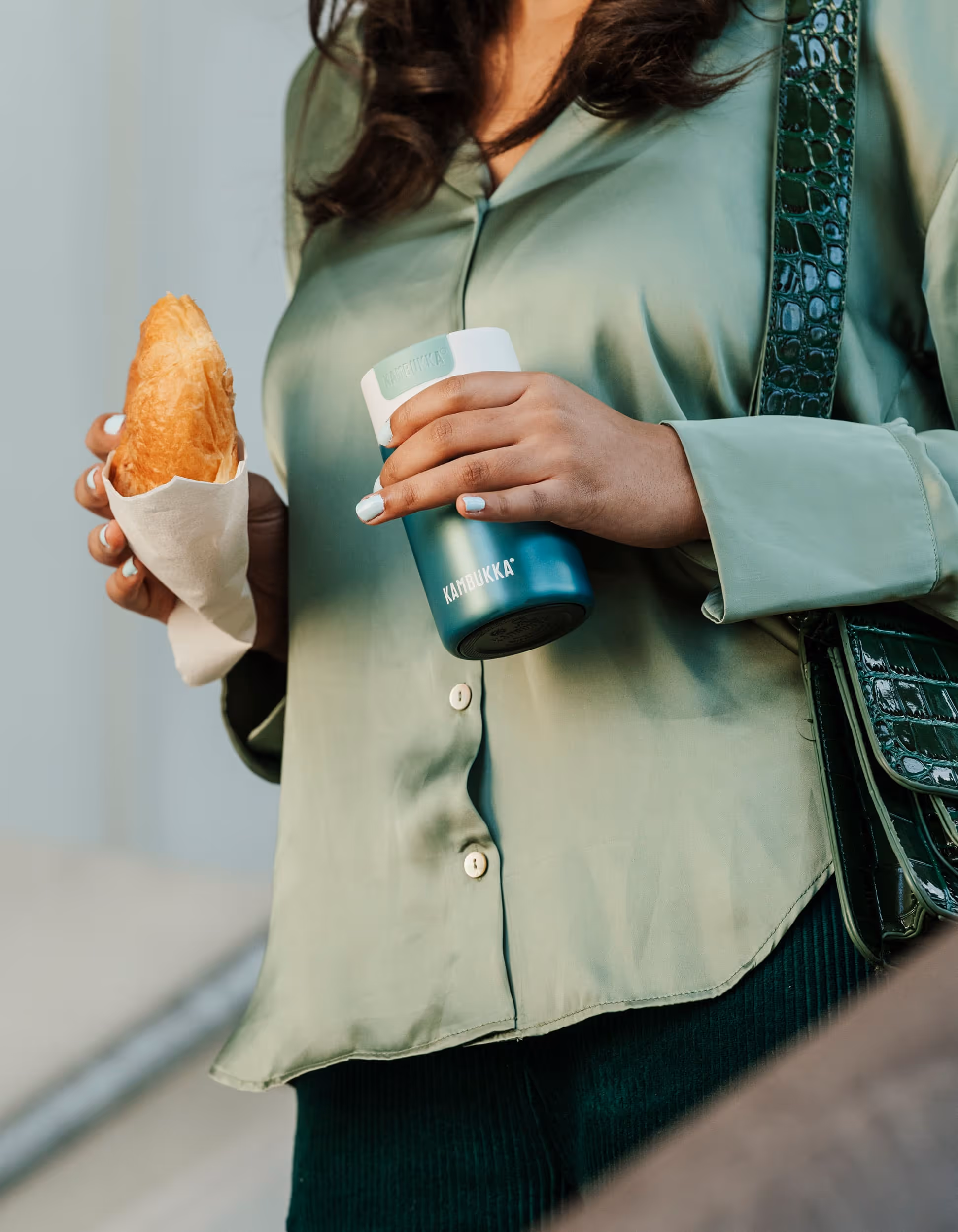 Emsa bluDrop Isolierleistung Flasche doppelwandig hält kalt