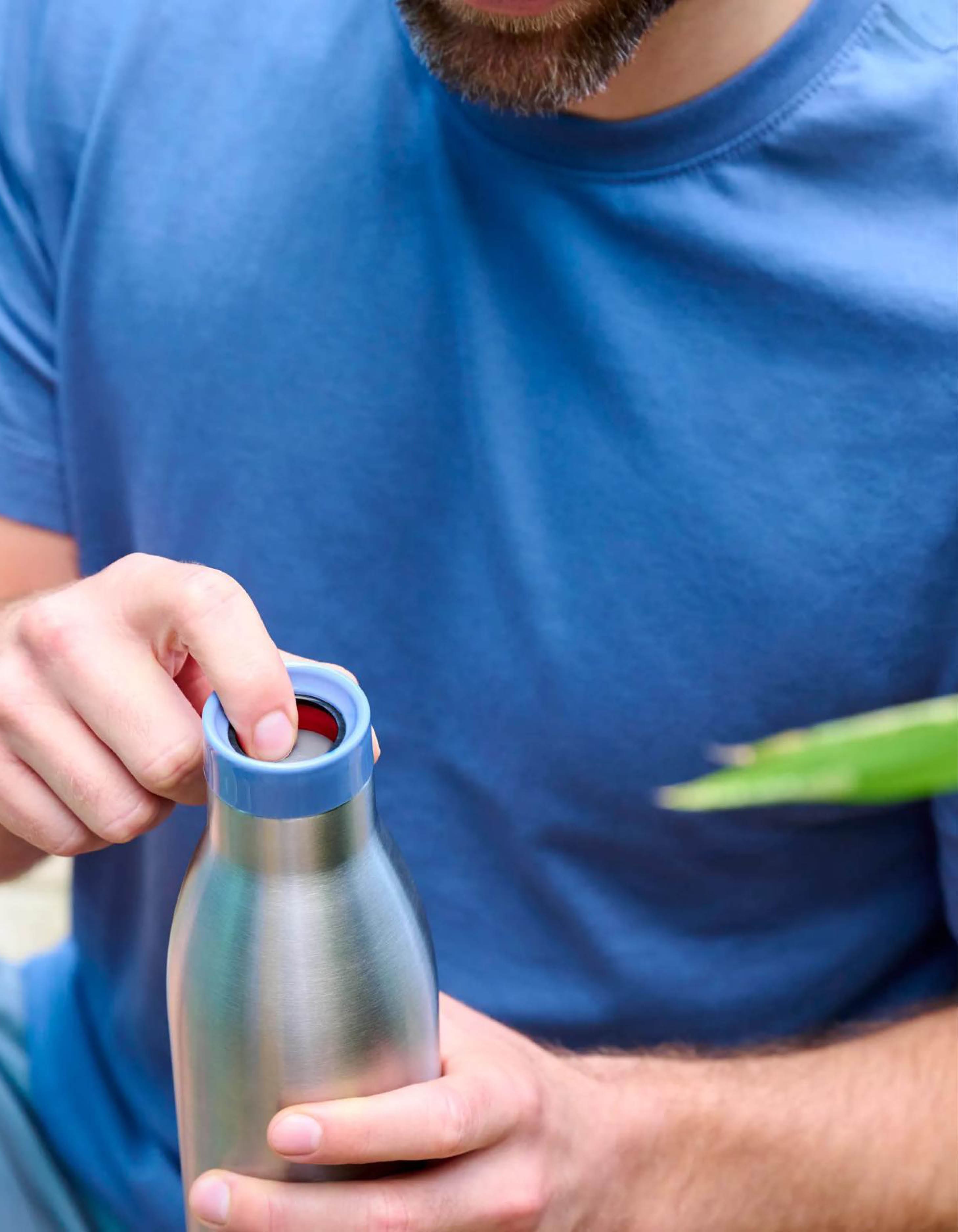 Emsa bluDrop Isolierleistung Flasche doppelwandig hält kalt