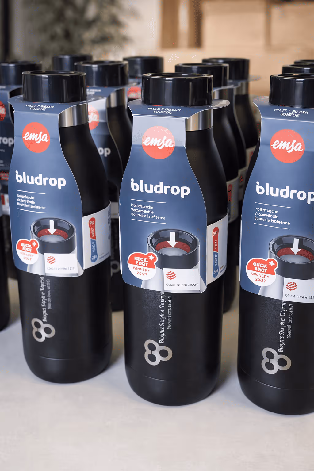 Beispielbild Trinkflasche graviert mit Motiv Logo