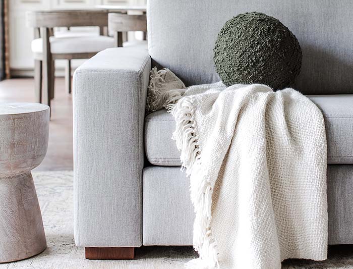 Barton sofa armrest
