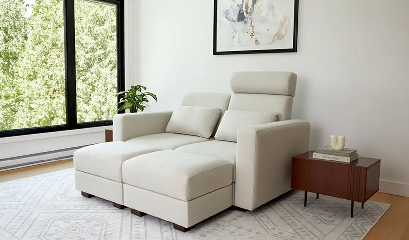 Neptune sofa with headrest