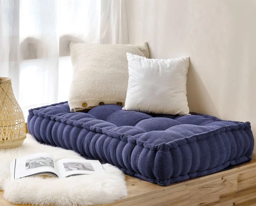 Rainha Rectangle Tufted Floor Pillow