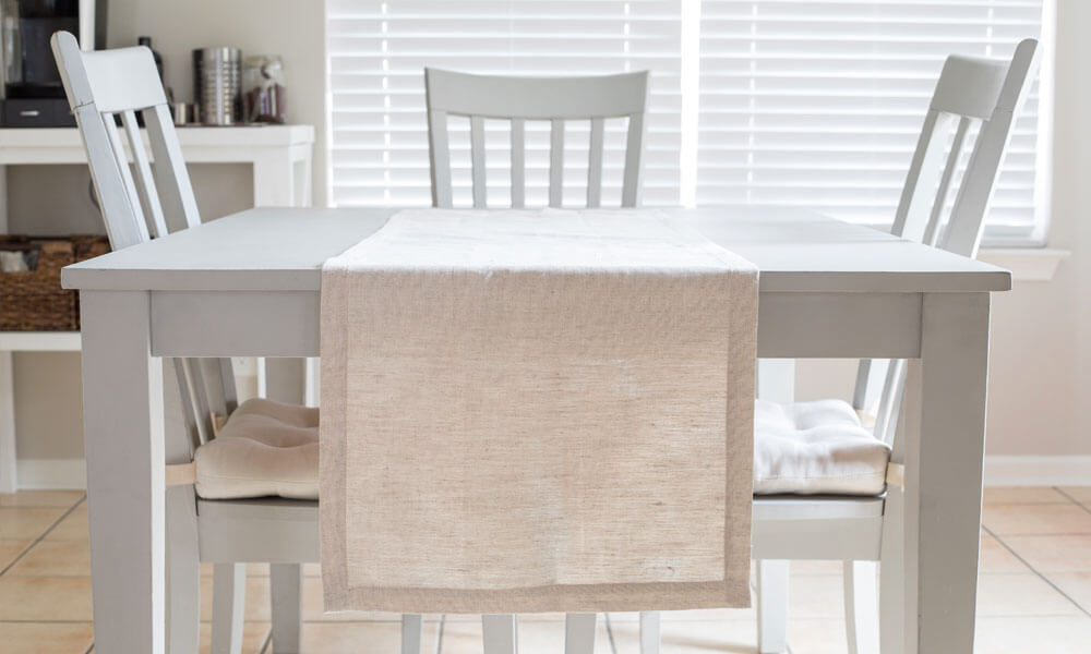 Dining Table with Table Runner