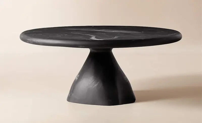 Black and white marbled coffee table in a round shape
