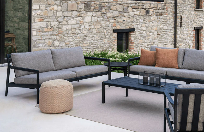 Jack Outdoor Coffee Table and Chairs