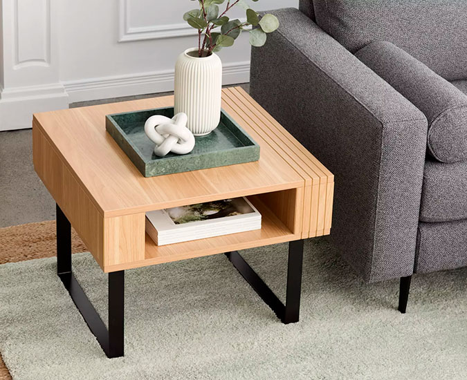 Lift-Top Coffee Table with metal legs