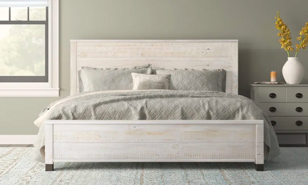Clove Solid Wood Bed