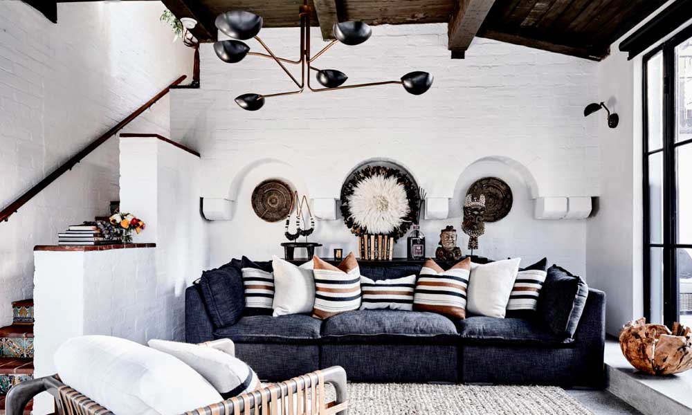 Symmetrical Pillow arrangment