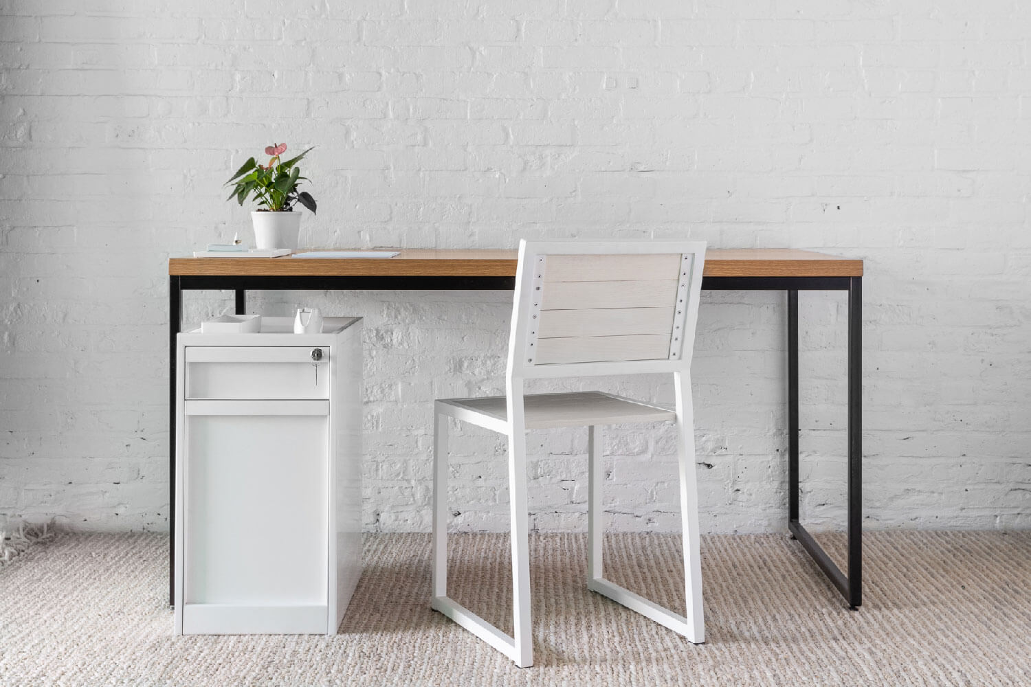 Totem Slim Rolling Pedestal