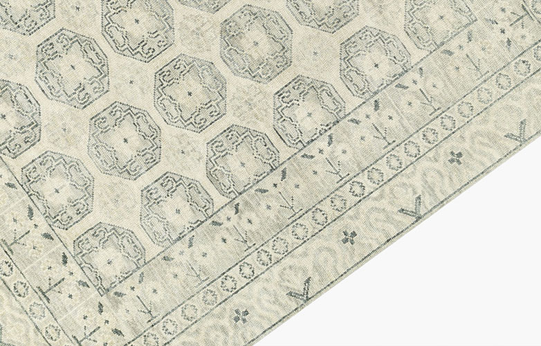 Luxury Hand Knotted Rug