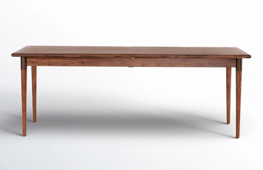 Yanely Dining Table in Solid Wood