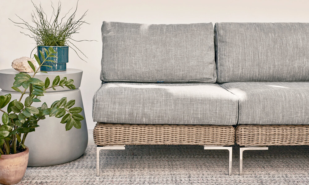 Outer Loveseat