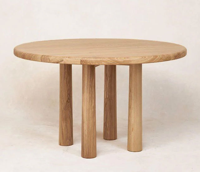 Round dining table in white oak