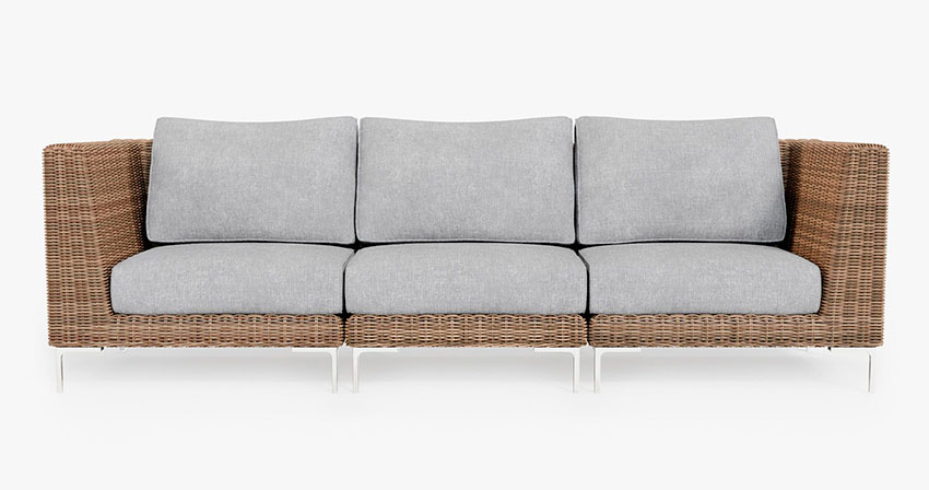 Wicker outdoor sofa with usions